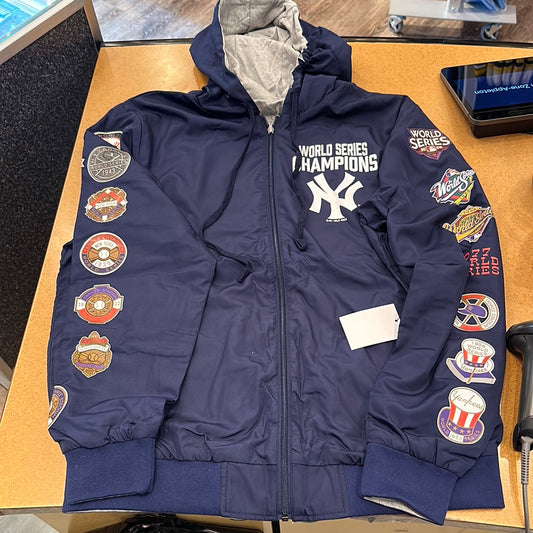 Men’s New York Yankees reversible zip up size large