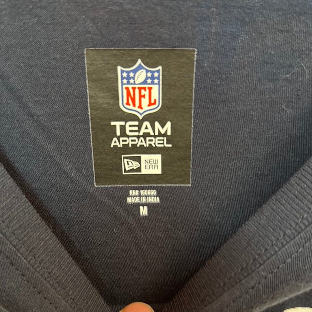 Men’s bears, new era, T size medium