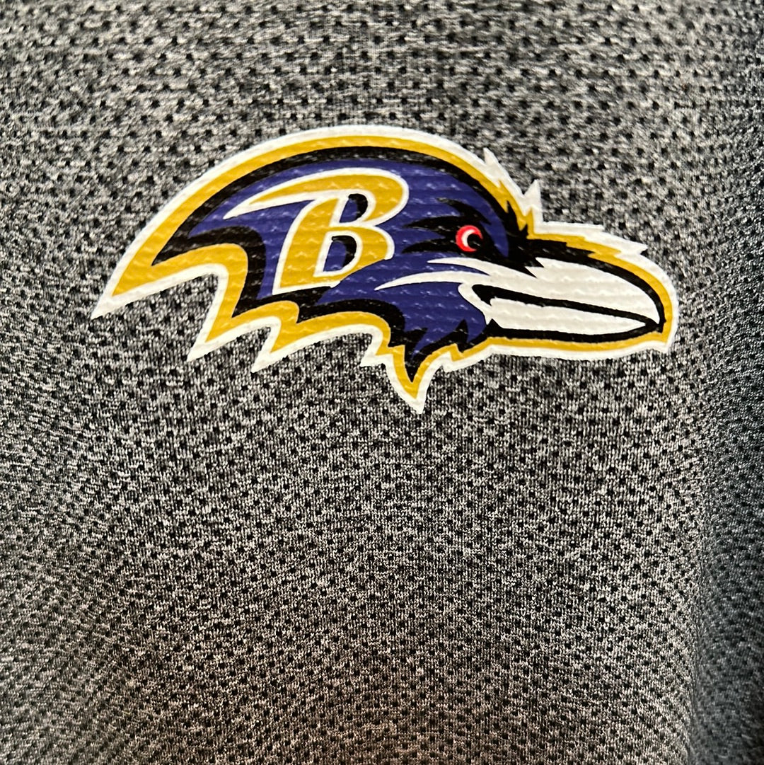 Men’s Baltimore ravens polo size large