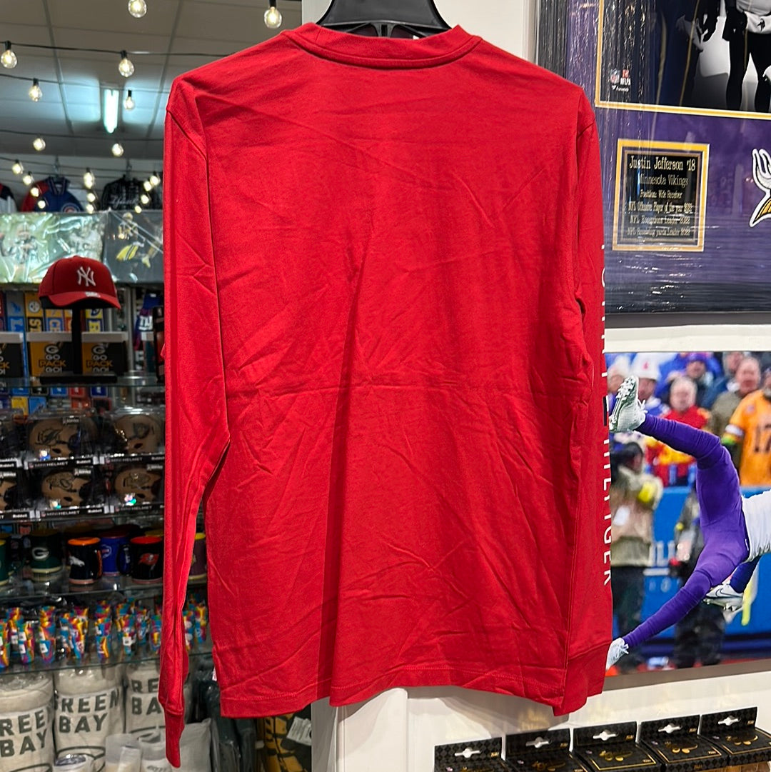 Women’s Tommy Hilfiger, Tampa Bay, buccaneers long sleeve, size medium