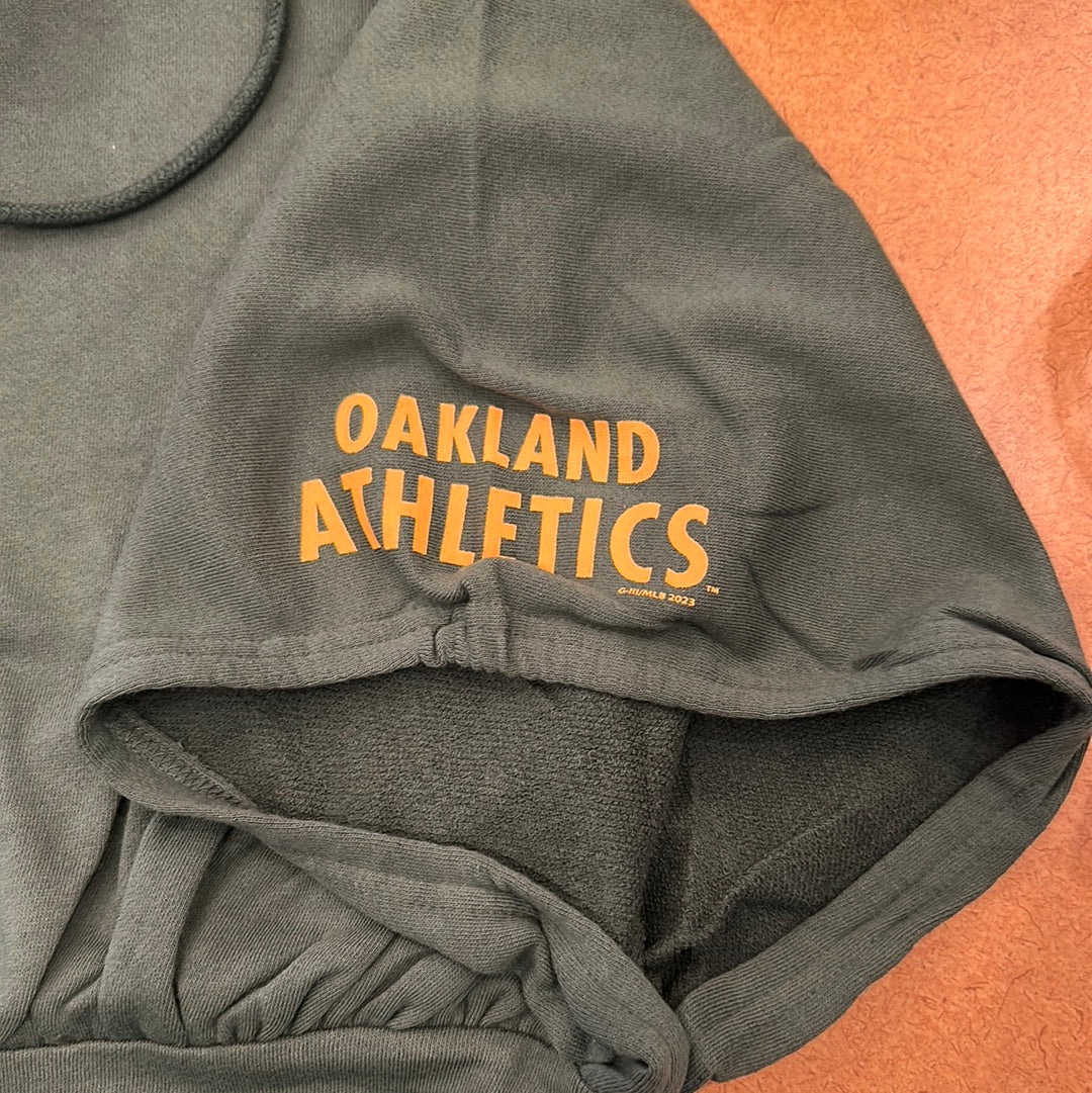 Women’s Oakland Athletics ￼touch zip size medium no