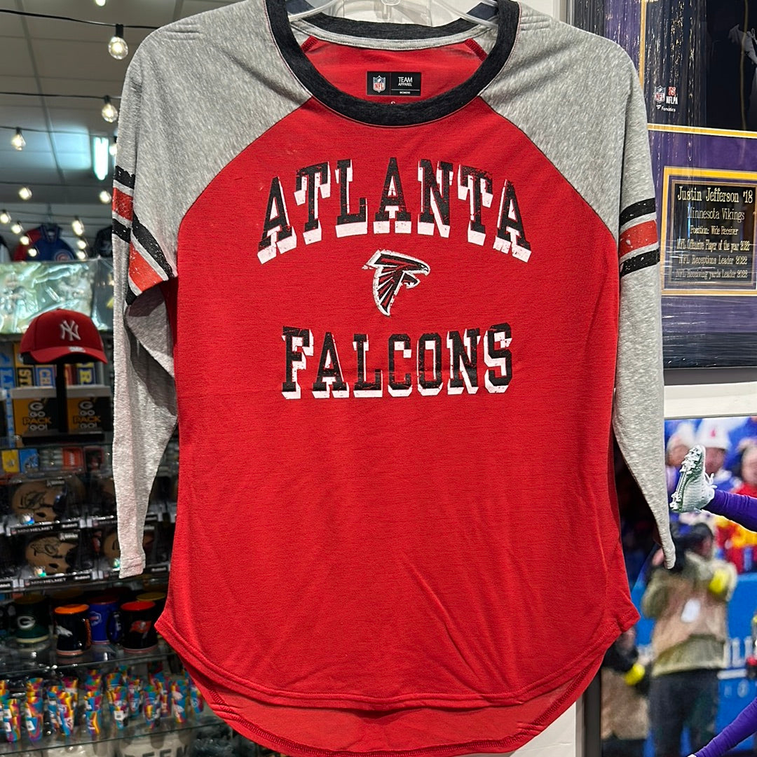 Women’s Atlanta Falcons, three-quarter sleeve size small