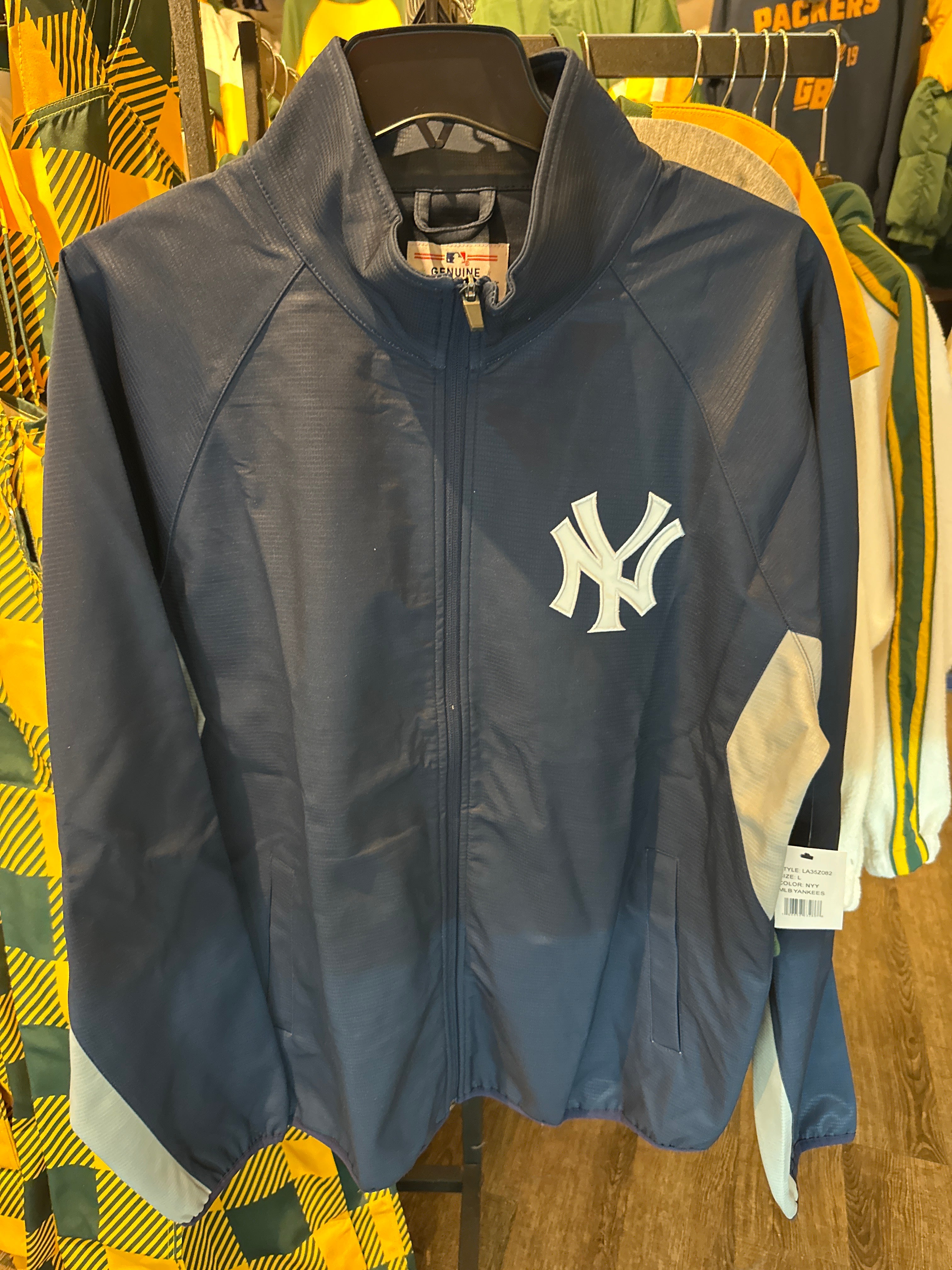 Men’s New York Yankees, full zip