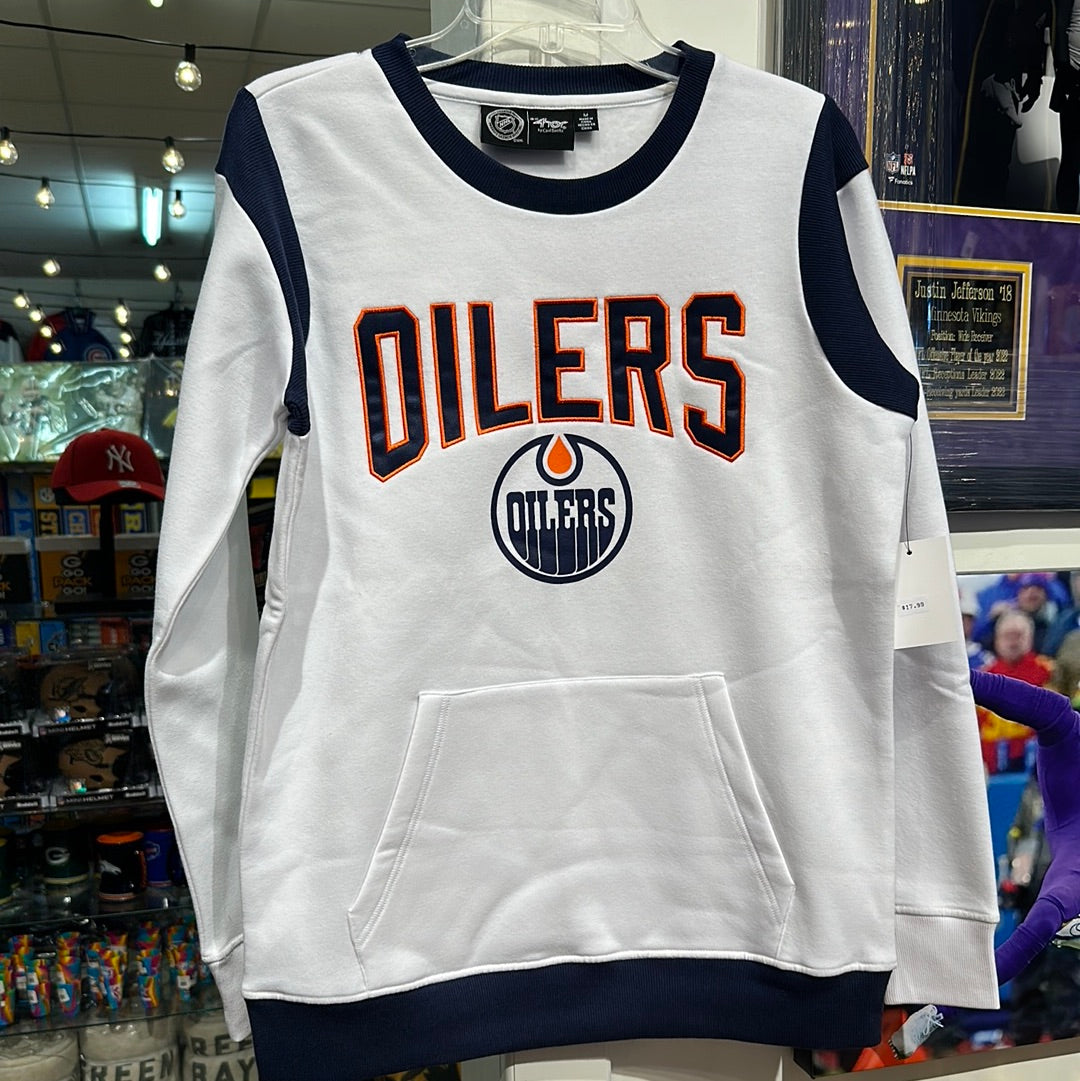 Women’s Edmonton Oilers crewneck size medium