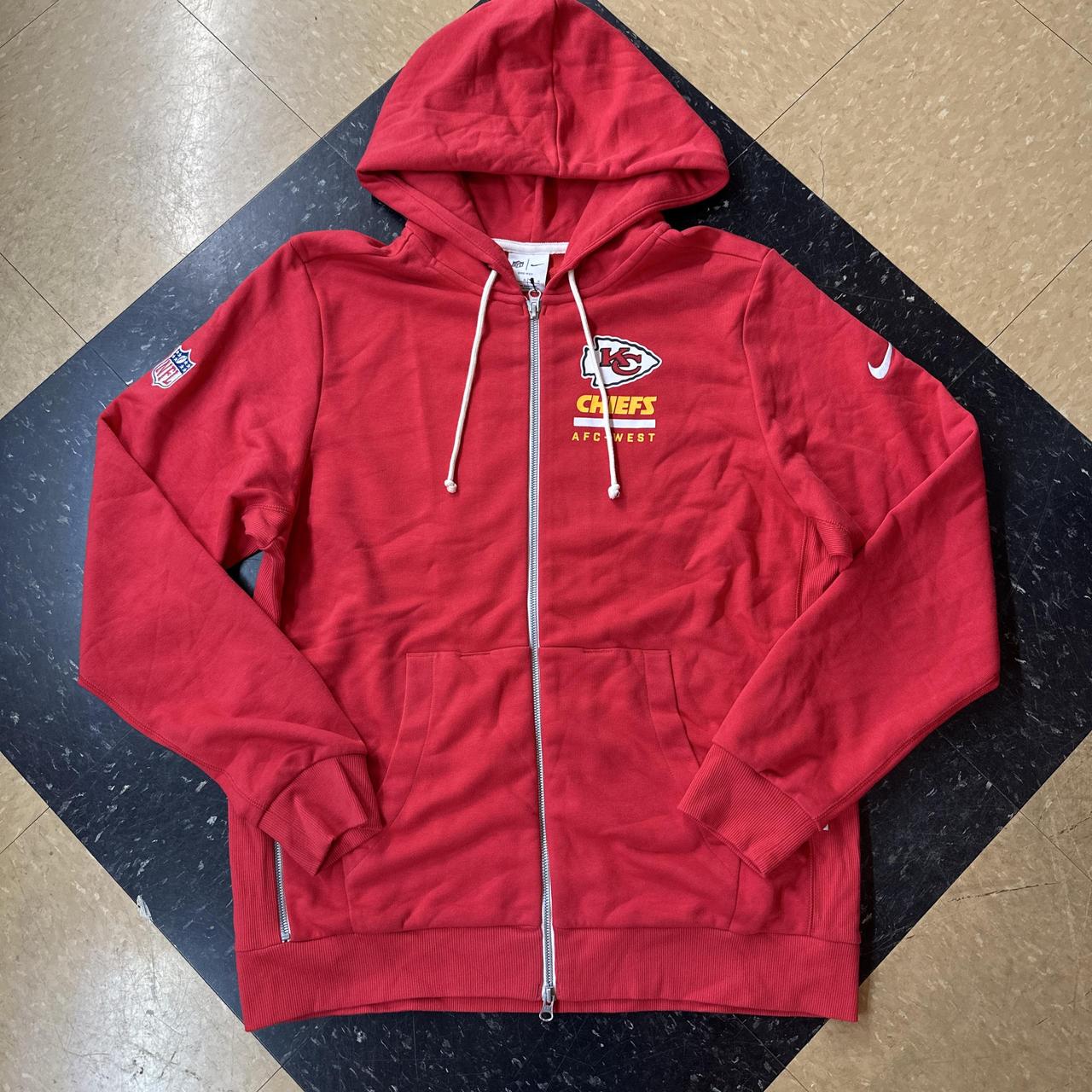 Nike Men's red Hoodies