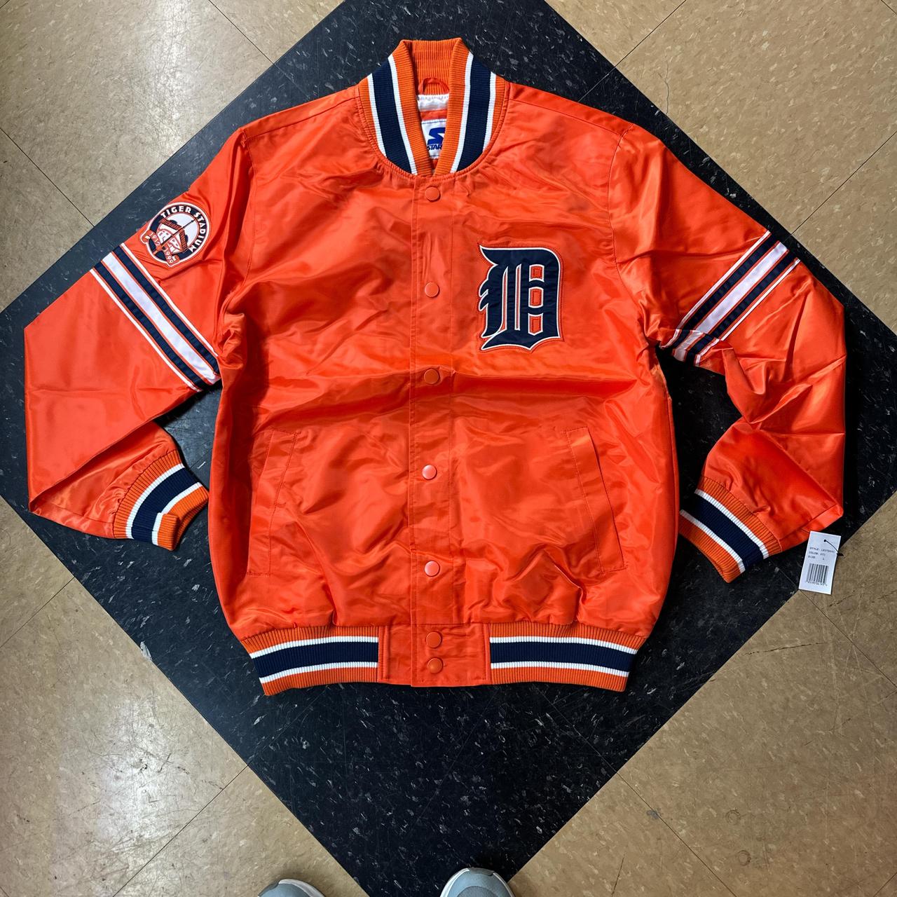 Starter Men's orange Coats