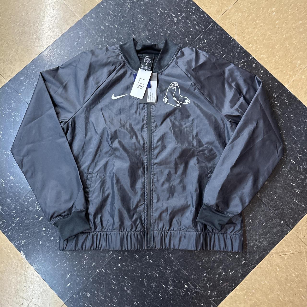 Nike Women's black navy Coats