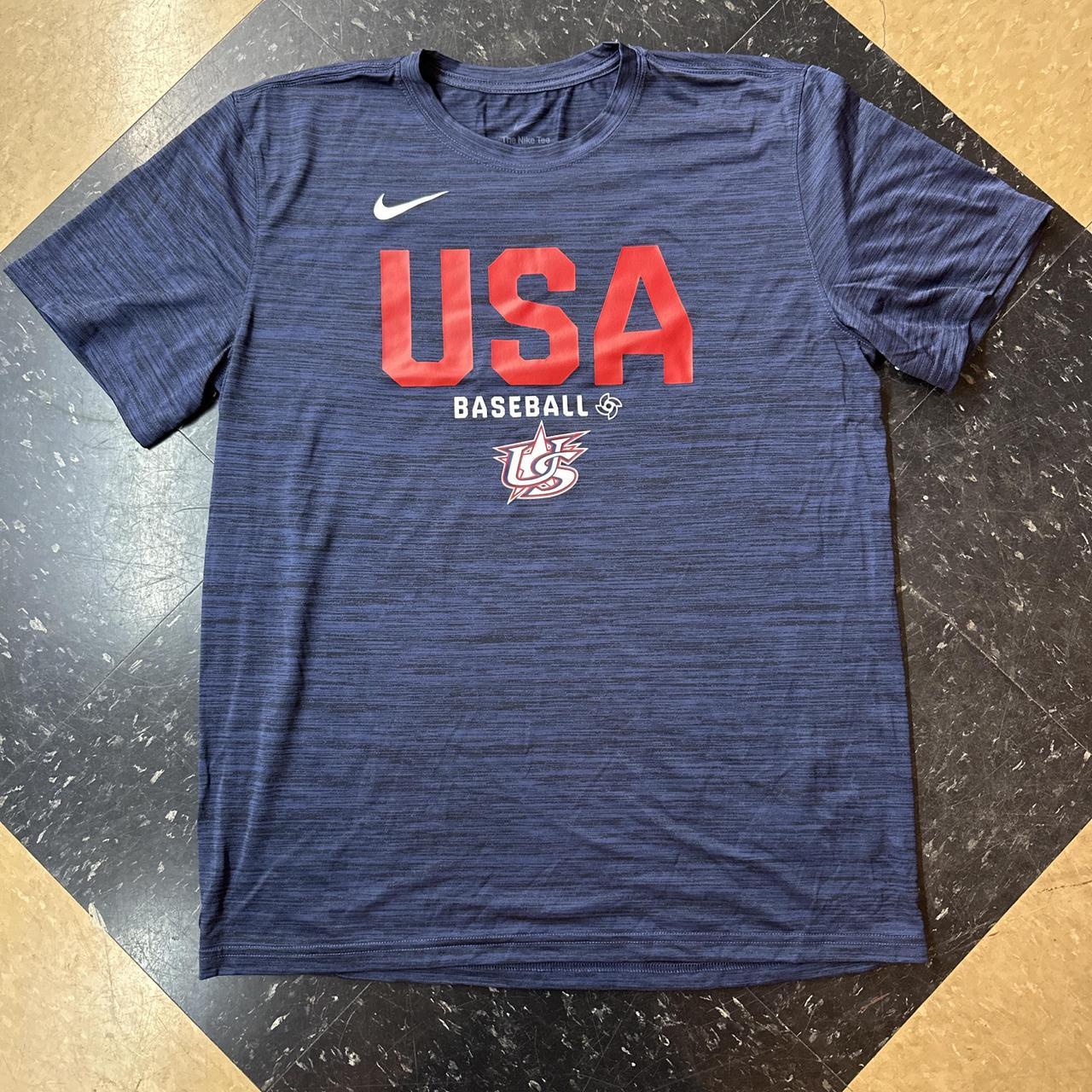 Men's navy blue T-shirts