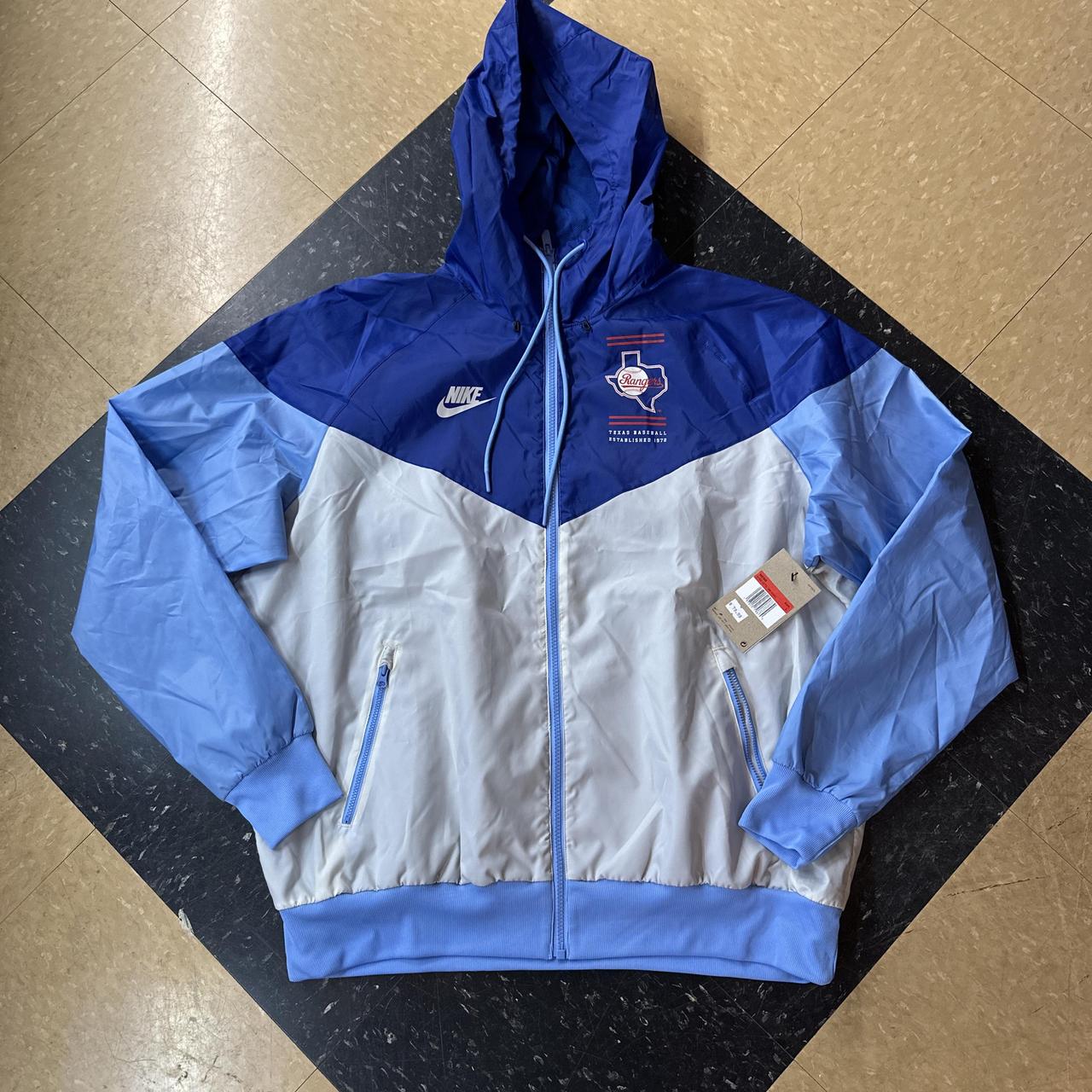 Nike Men's blue multi Coats