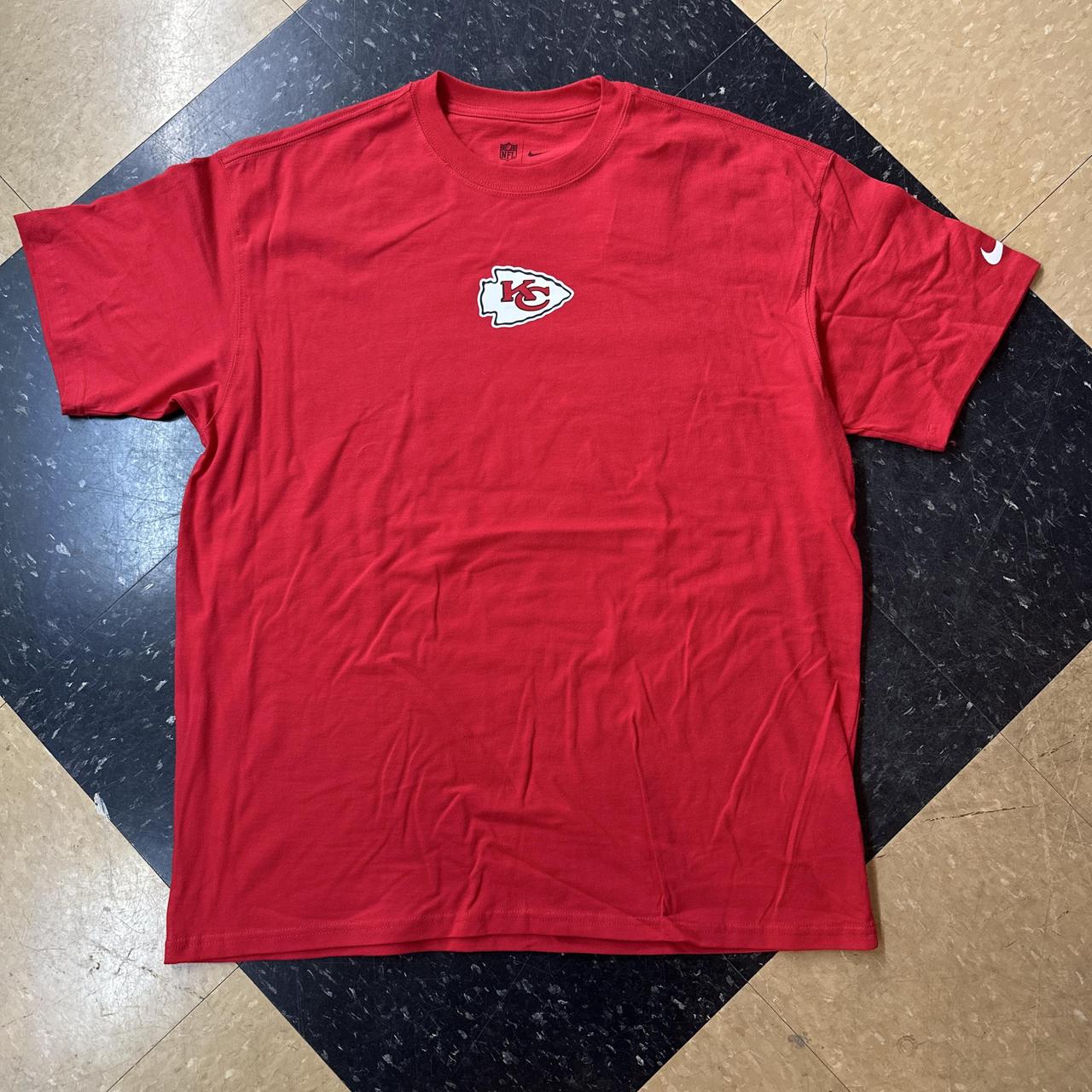 Nike Men's red T-shirts