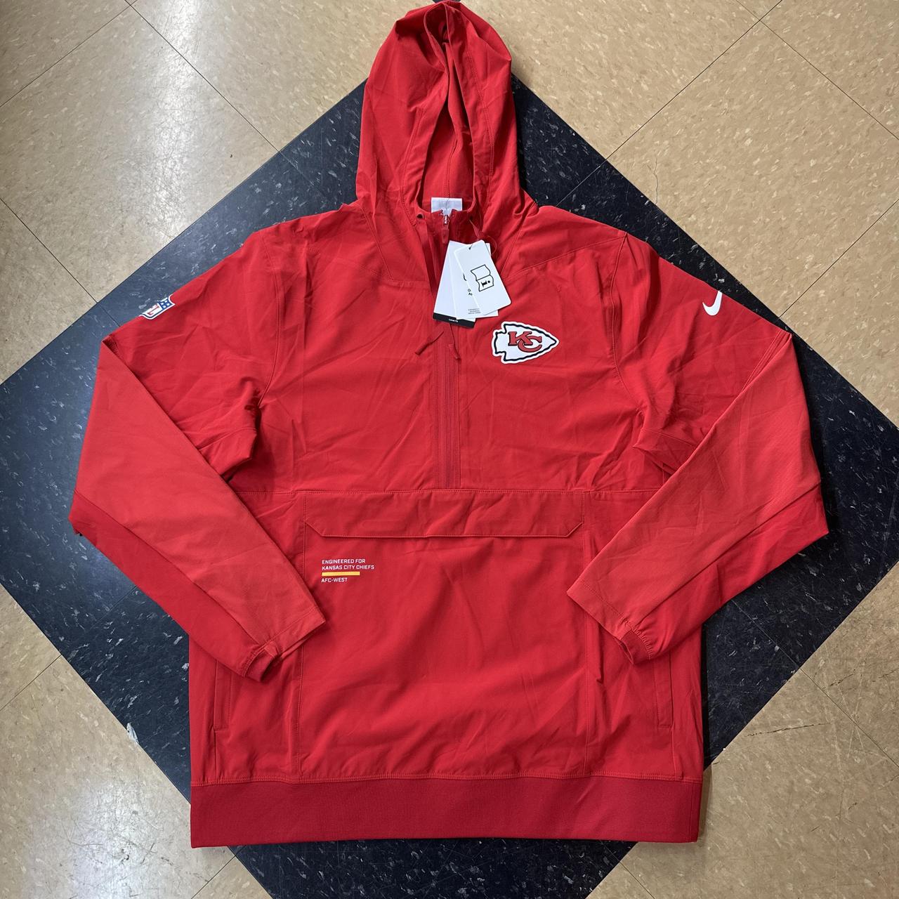 Nike Men's red Coats