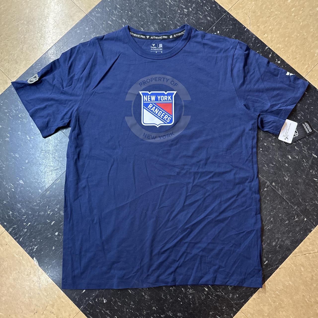 Fanatics Men's navy blue T-shirts