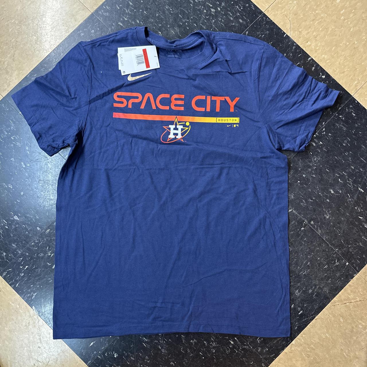 Nike Men's navy blue T-shirts