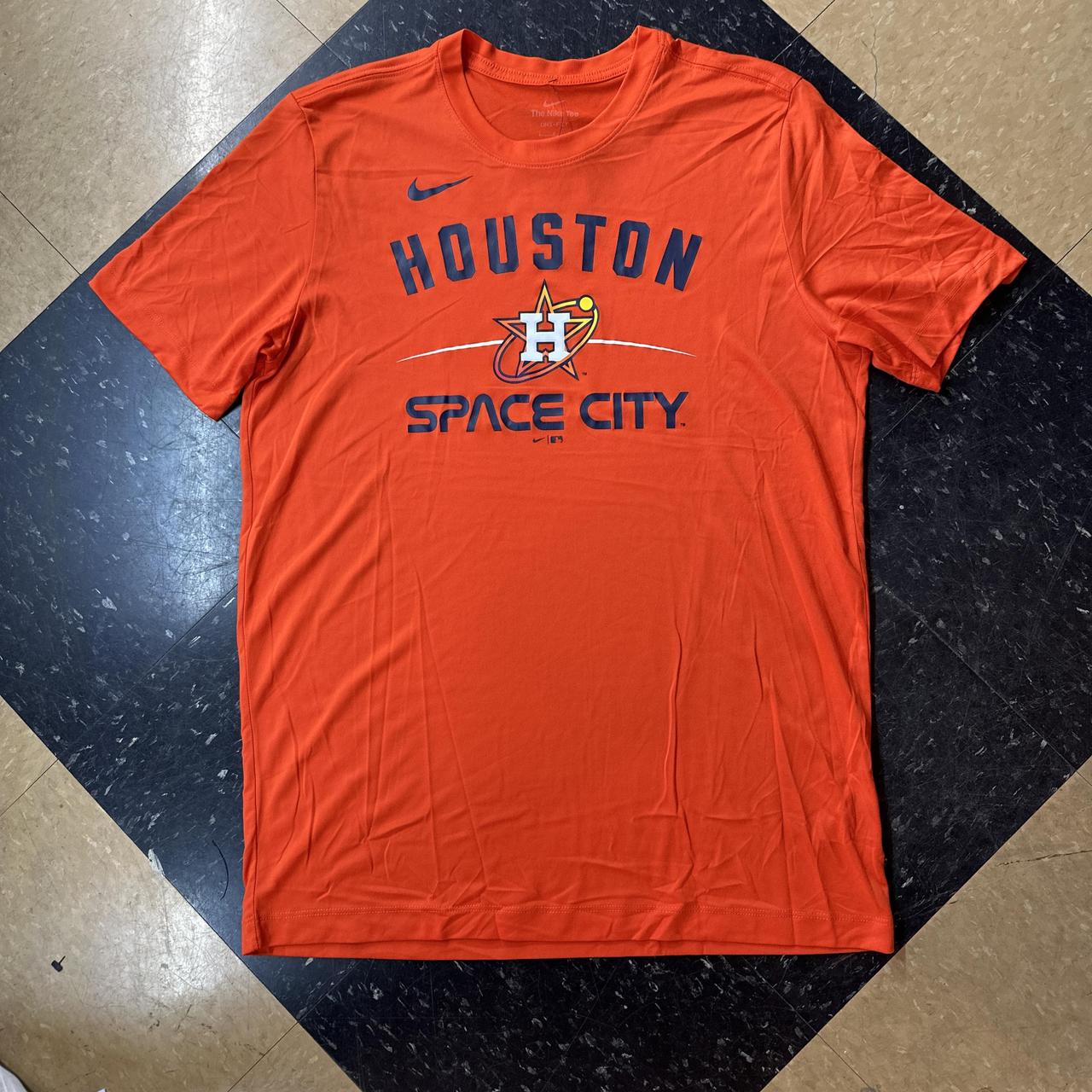 Nike Men's orange red T-shirts