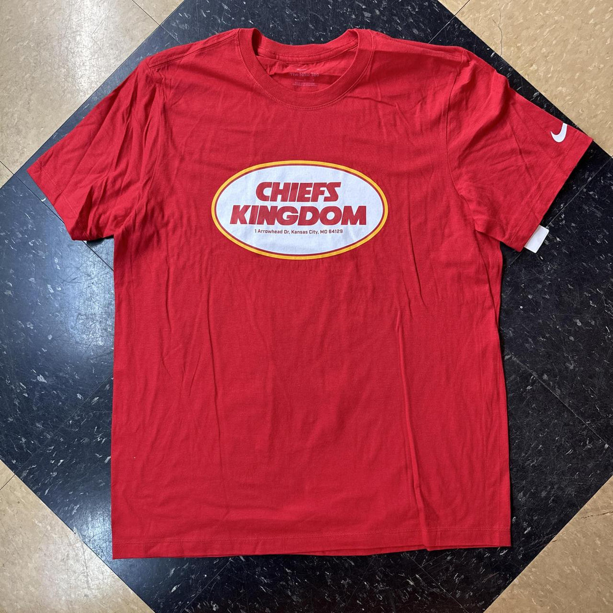 Nike Men's red T-shirts - Fan Zone