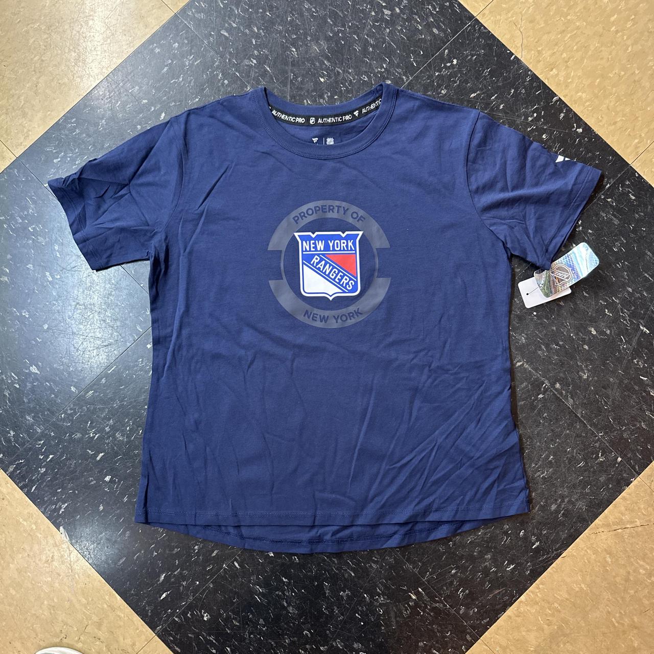 Fanatics Women's navy blue T-shirts - Fan Zone