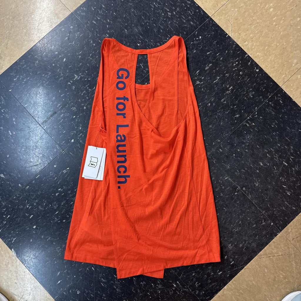 Nike Women's orange red Vests - Fan Zone