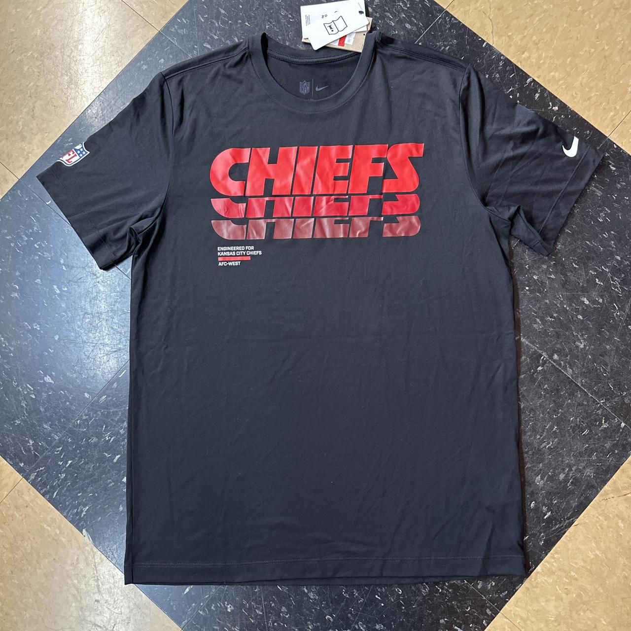 Nike Men's black navy T-shirts - Fan Zone